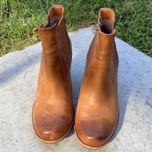 Light brown leather booties